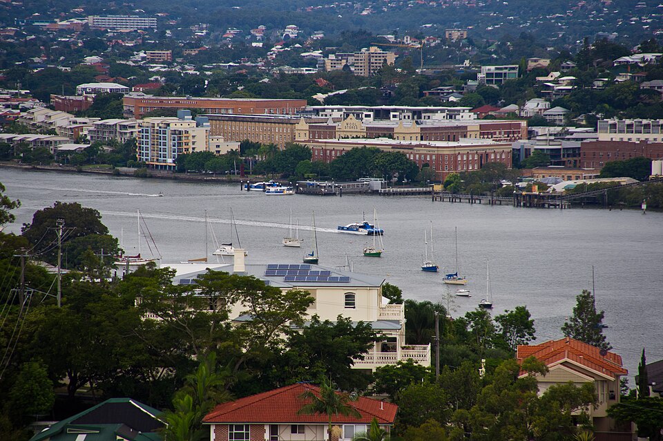 Bulimba Reach — Brisbane River views