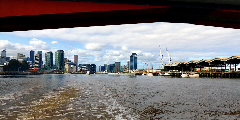 Burnley — Yarra River path