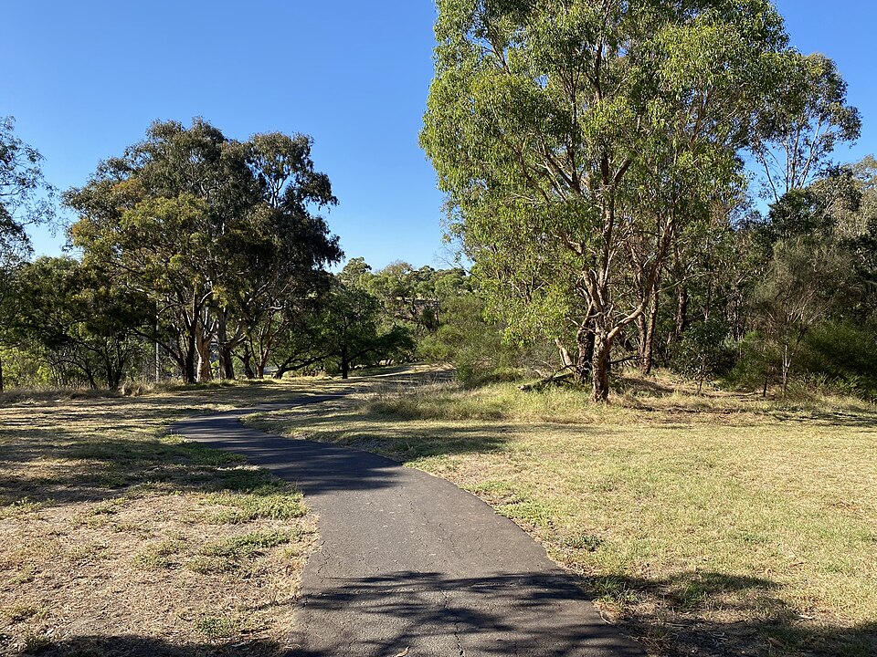 Yarra Bend Park — nearby bushland