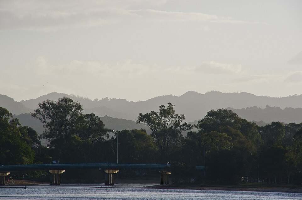 Currumbin Creek — estuary beach and hills