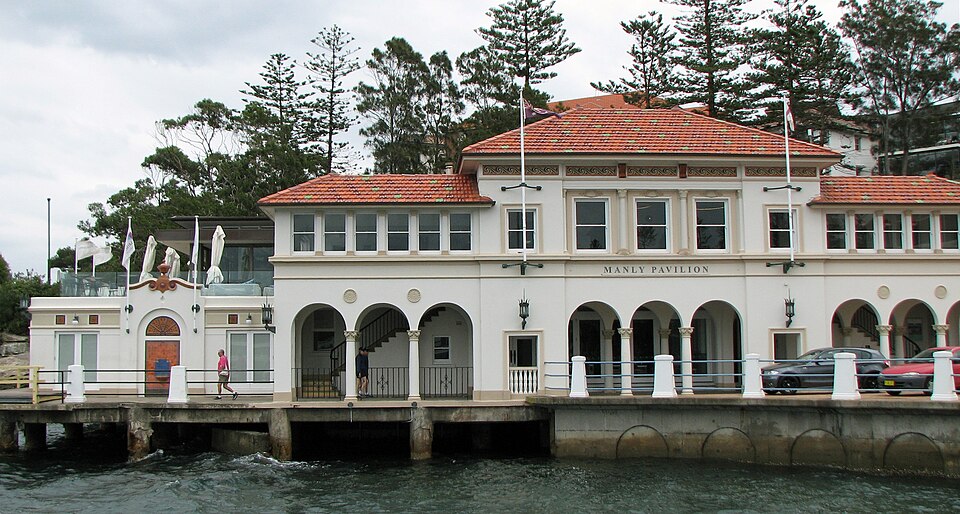 Manly Cove — harbour foreshore