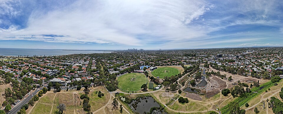 Elsternwick Park — Elsternwick area