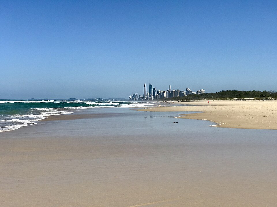 Southport Spit walking trail — Broadwater views
