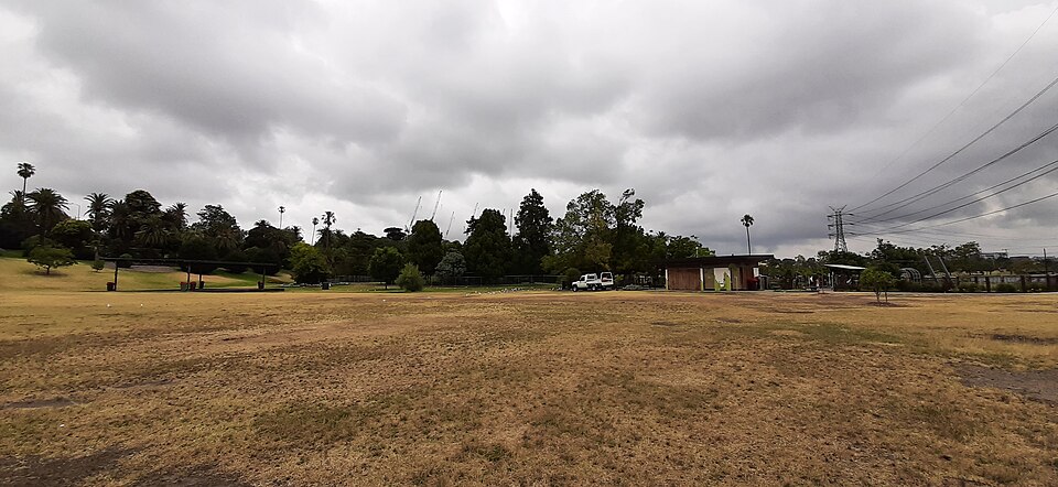 Footscray Park — park and surrounds