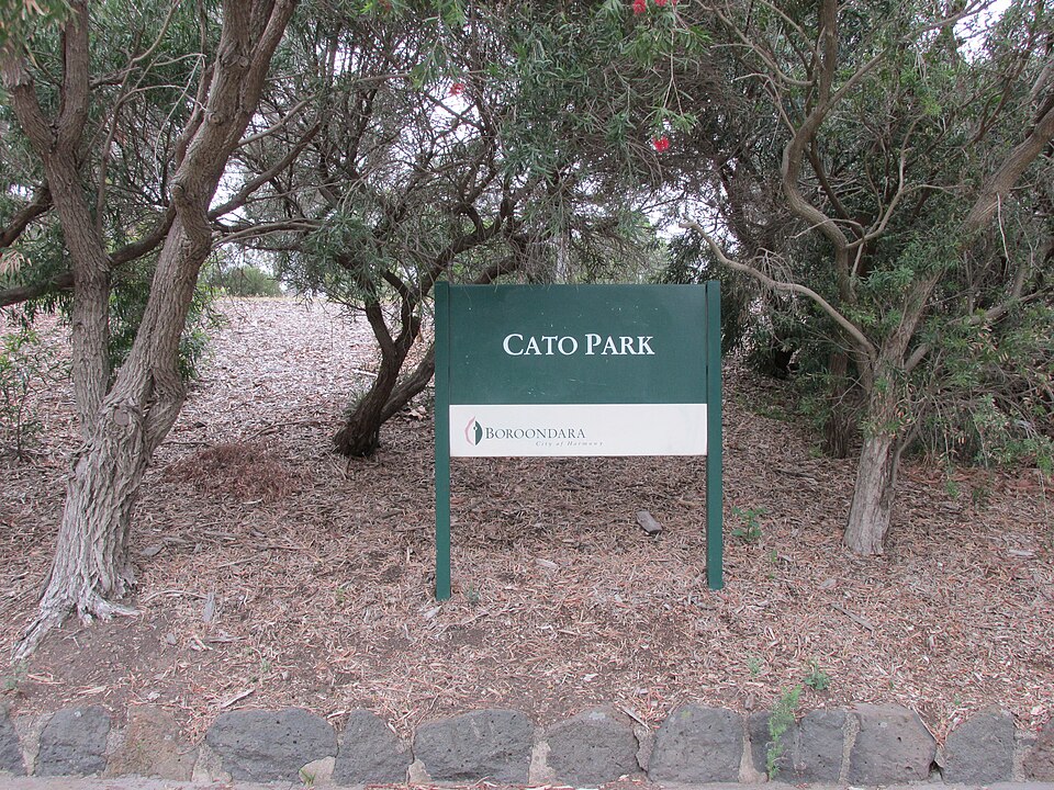 Fritsch Holzer Park — Hawthorn East area