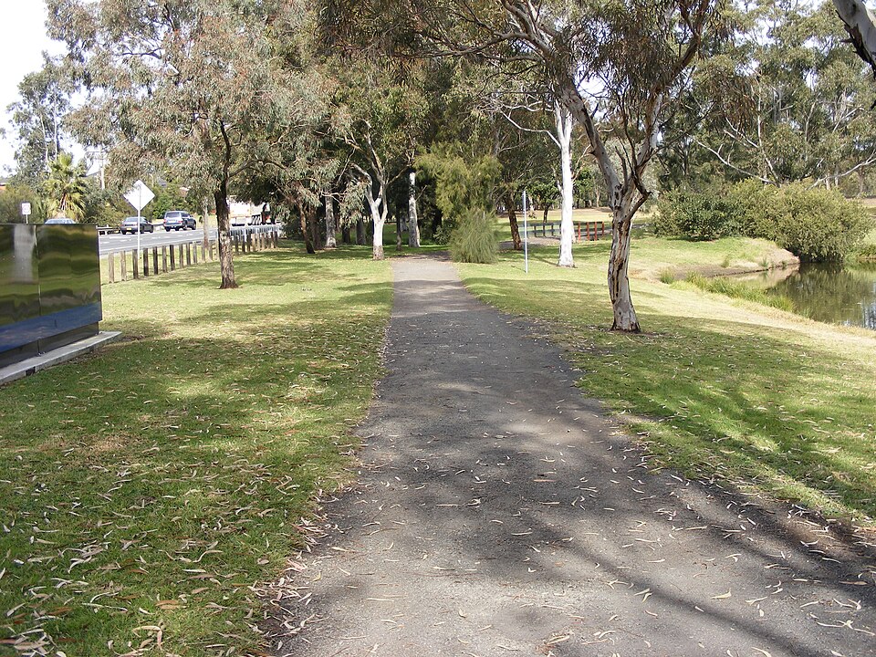 Peakhurst — southern Sydney open space