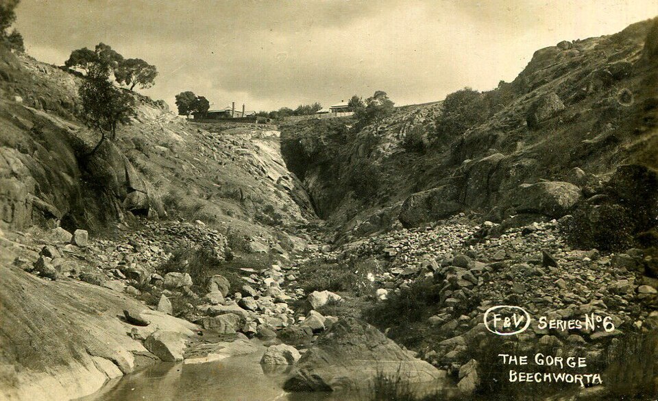 Beechworth Gorge — gorge lookout