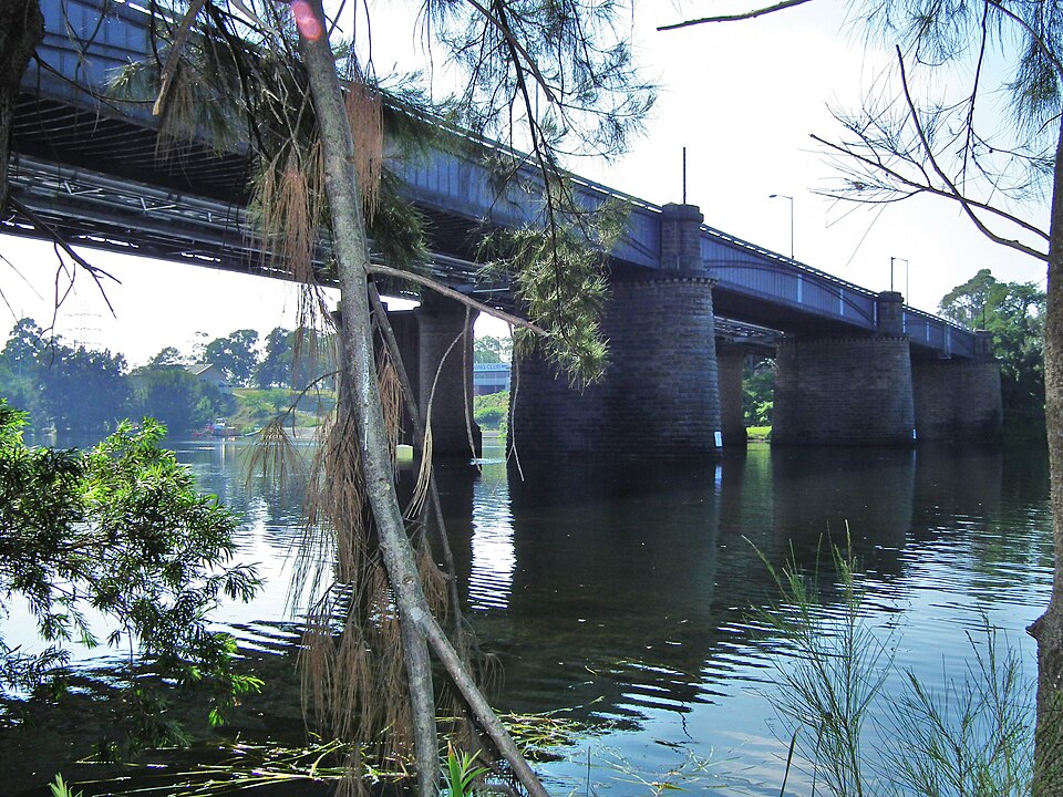 Nepean River — Victoria Bridge Penrith