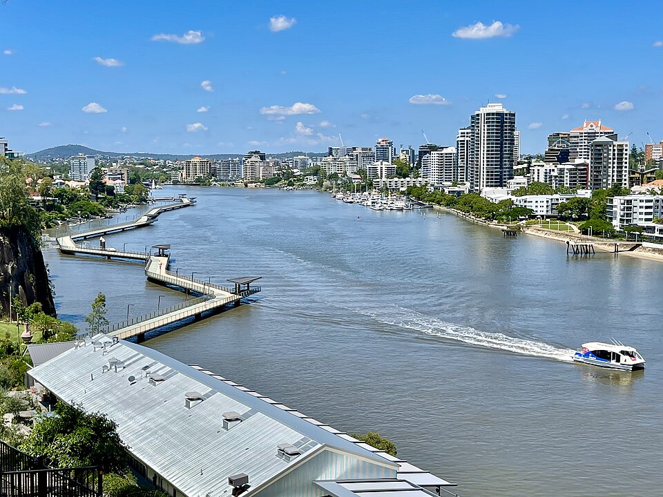 Brisbane Riverwalk — riverside path
