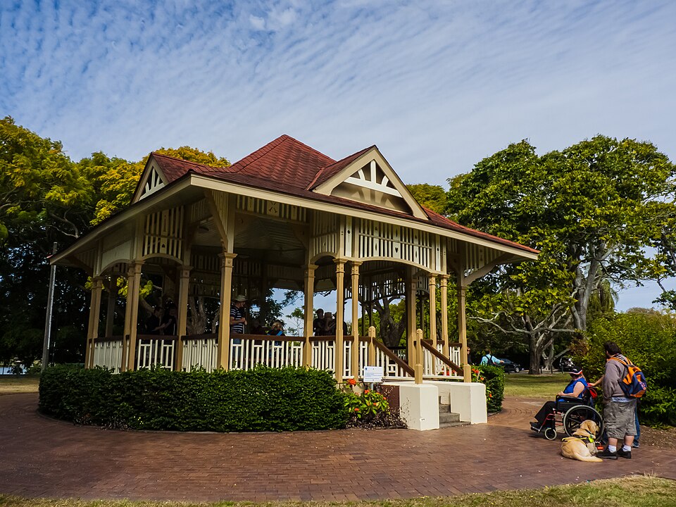 New Farm Park — parkland and rotunda