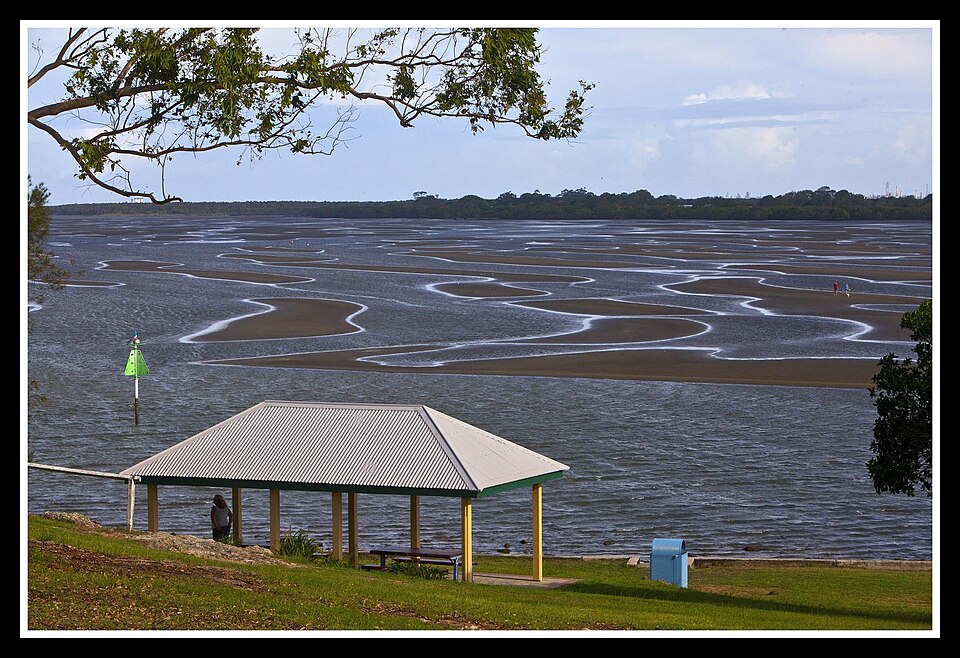 Nudgee Beach — tidal sand flats