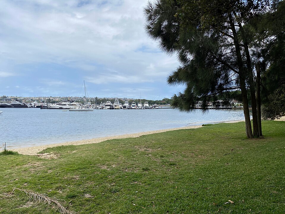 Rose Bay Park — foreshore and marina