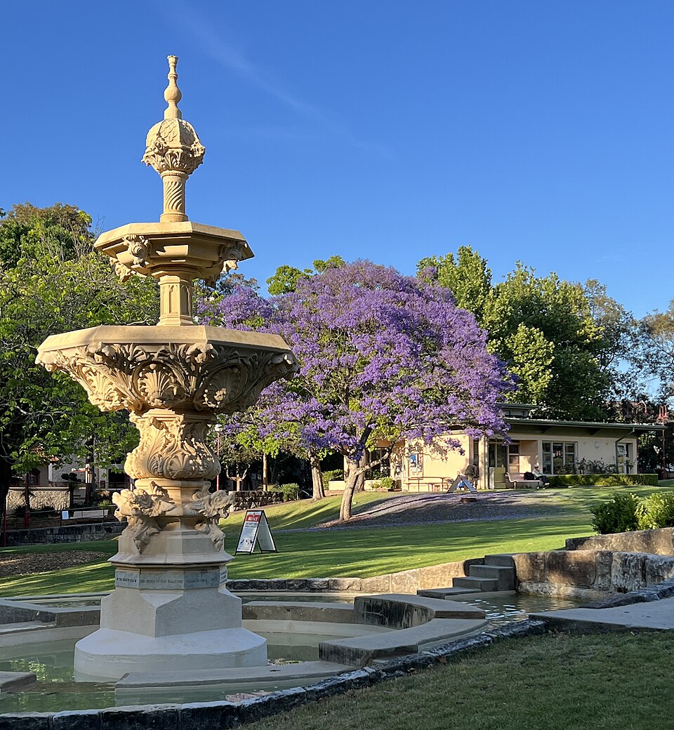 North Sydney — civic park area