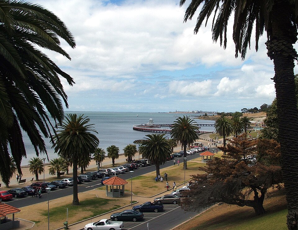 Stead Park — Geelong bay park views