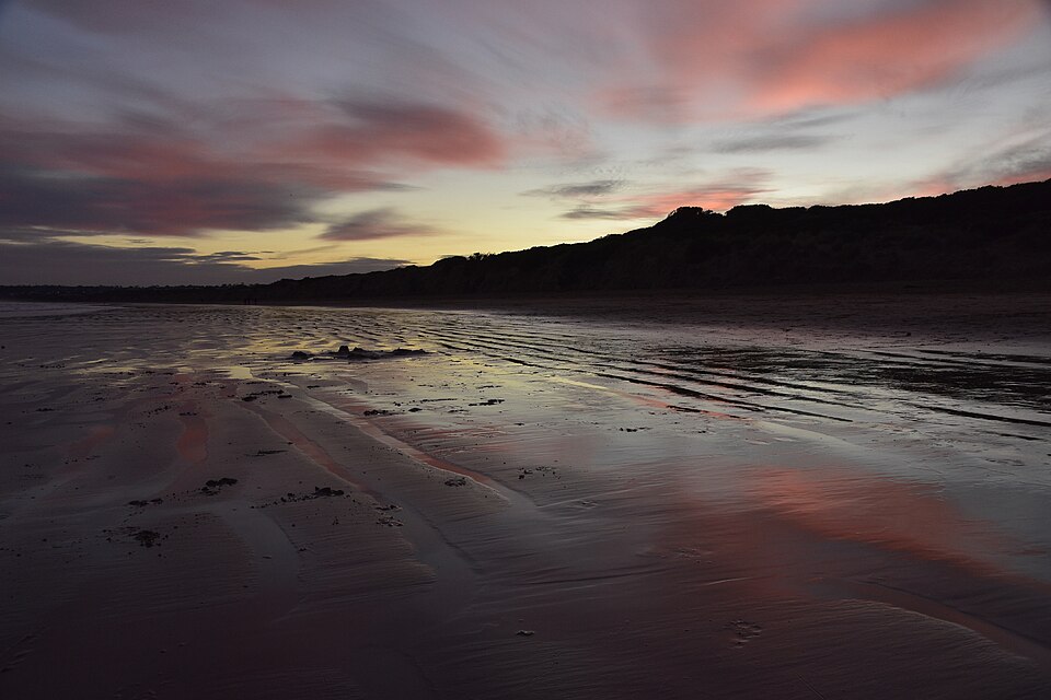 Whites Beach — Torquay Victoria