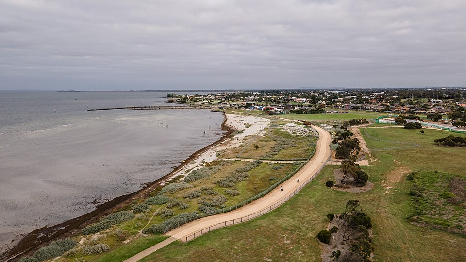 Yarramundi Reserve Beach — beach and sand